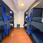Wonder Hostal - Reforma La Diana